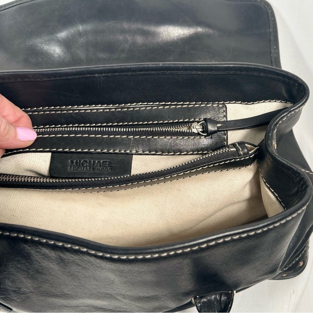 Michael Kors Black‎ Shoulder Bag with COA in EUC - Picture 11 of 15
